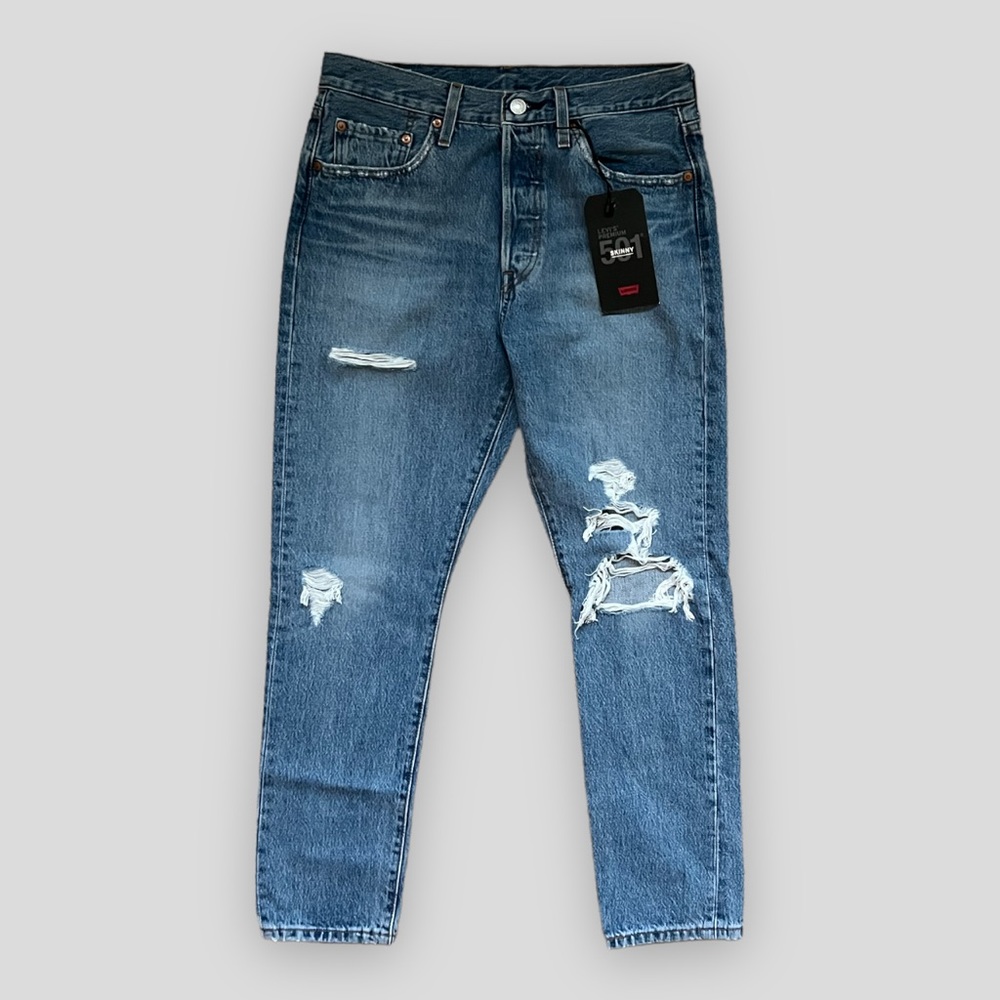 Levis 501 Skinny in Sansome Street